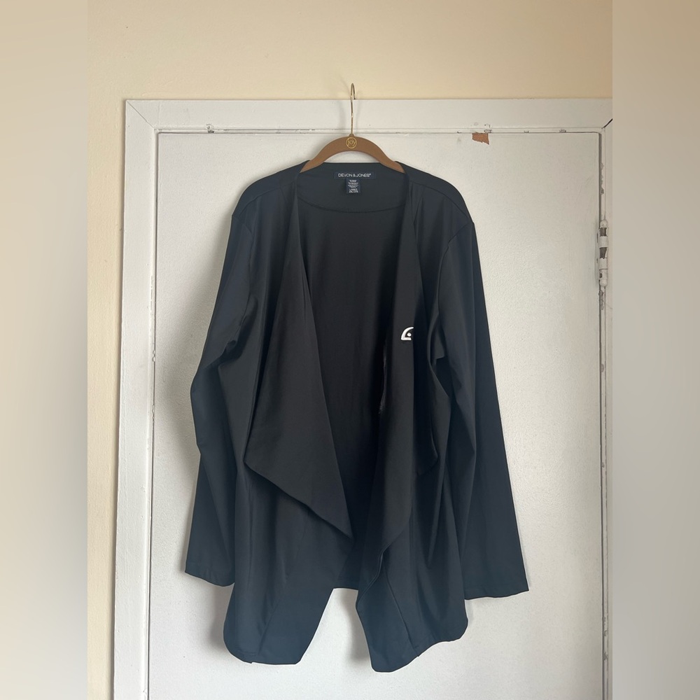 Devon & Jones Black Open Front Cardigan Size 2XL